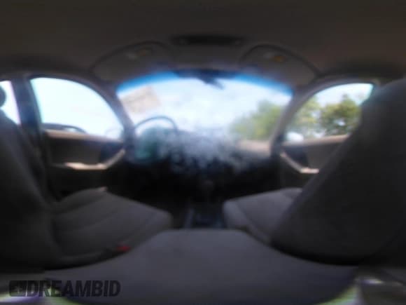 ✅ 2005 Hyundai Elantra GLS • VIN: KMHDN46D05U126262 • Lot: 42401658. Wystawiony na IAAI z przebiegiem 159 262 mil. Bezpłatny archiwum sprzedaży aukcyjnych z USA i szczegółowy raport historii pojazdu na DreamBid. Zdjęcie 18.