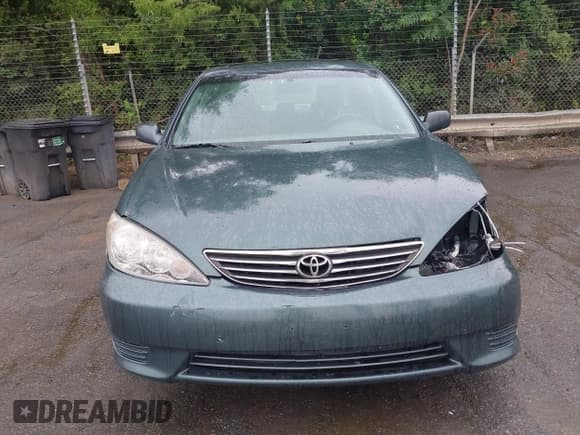 ✅ 2006 Toyota Camry LE • VIN: 4T1BF30K36U113786 • Lot: 42405582. Wystawiony na IAAI z przebiegiem 136 928 mil. Bezpłatny archiwum sprzedaży aukcyjnych z USA i szczegółowy raport historii pojazdu na DreamBid. Zdjęcie 12.