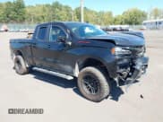 ✅ 2019 Chevrolet Silverado 1500 RST • VIN: 1GCRYEED0KZ365365 • Lot: 43261924. Wystawiony na IAAI z przebiegiem 70 192 mil. Bezpłatny archiwum sprzedaży aukcyjnych z USA i szczegółowy raport historii pojazdu na DreamBid. Zdjęcie 1.