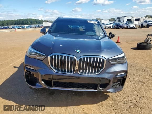 ✅ 2019 BMW X5 xDrive40i • VIN: 5UXCR6C56KLL05659 • Lot: 90661225. Wystawiony na Copart z przebiegiem 98 635 mil. Bezpłatny archiwum sprzedaży aukcyjnych z USA i szczegółowy raport historii pojazdu na DreamBid. Zdjęcie 5.