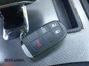 ✅ 2012 Dodge Charger SE • VIN: 2C3CDXBG7CH300367 • Lot: 43469631. Wystawiony na IAAI z przebiegiem 168 042 mil. Bezpłatny archiwum sprzedaży aukcyjnych z USA i szczegółowy raport historii pojazdu na DreamBid. Zdjęcie 11.