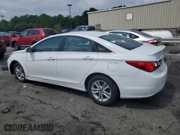 ✅ 2013 Hyundai Sonata GLS • VIN: 5NPEB4AC5DH774107 • Lot: 59672924. Listed on Copart with 75,839 mi. Free auction sales archive from the USA and detailed vehicle history report at DreamBid. Image 2.