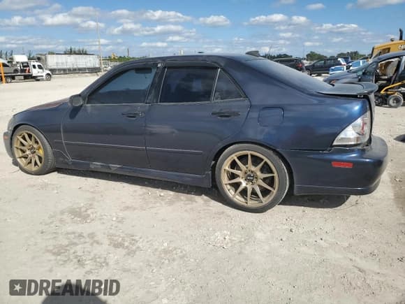 ✅ 2001 Lexus IS 300/350 • VIN: JTHBD182210027936 • Lot: 90699535. Listed on Copart with 139,671 mi. Free auction sales archive from the USA and detailed vehicle history report at DreamBid. Image 2.
