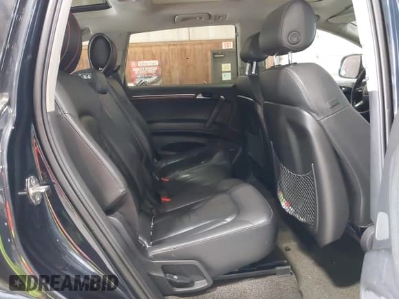 ✅ 2007 Audi Q7 Premium • VIN: WA1BY74L37D040908 • Lot: 43771516. Wystawiony na IAAI z przebiegiem 92 684 mil. Bezpłatny archiwum sprzedaży aukcyjnych z USA i szczegółowy raport historii pojazdu na DreamBid. Zdjęcie 8.