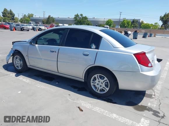 2004 Saturn ION ION 2 z VIN 1G8AJ52F44Z206921, wystawiony jako IAAI lot #42395938 z przebiegiem 129 558 mil mil oraz . Historia ofert i sprzedaży dostępna na DreamBid. Obrazek 3.