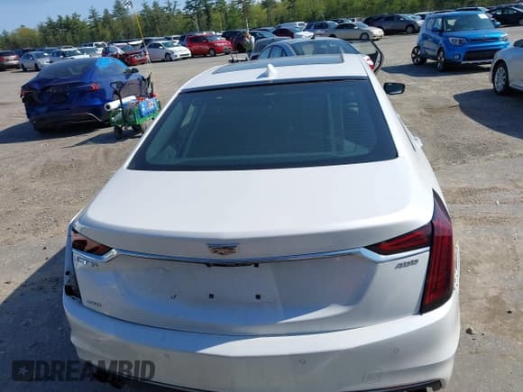 ✅ 2020 Cadillac CT6 Premium Luxury • VIN: 1G6KE5RS0LU100269 • Lot: 42232772. Listed on IAAI with 73,248 mi. Free auction sales archive from the USA and detailed vehicle history report at DreamBid. Image 16.