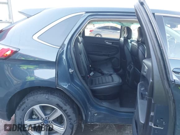 ✅ 2019 Ford Edge SEL • VIN: 2FMPK4J94KBB80545 • Lot: 43618261. Listed on IAAI with 57,606 mi. Free auction sales archive from the USA and detailed vehicle history report at DreamBid. Image 8.