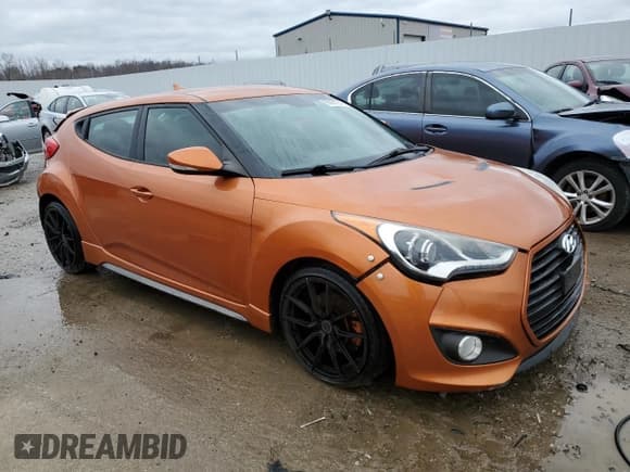 ✅ 2015 Hyundai Veloster Turbo • VIN: KMHTC6AE4FU228789 • Lot: 85890024. Wystawiony na Copart z przebiegiem 116 284 mil. Bezpłatny archiwum sprzedaży aukcyjnych z USA i szczegółowy raport historii pojazdu na DreamBid. Zdjęcie 4.