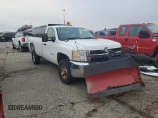 2010 Chevrolet Silverado 3500HD SRW Work Truck с VIN 1GC3KZBG3AF135364, выставлен на аукционе Copart как лот 81916204 с пробегом 8 252 миль миль и Чистый • Clean title. История ставок и продаж доступна на DreamBid. Изображение 4.