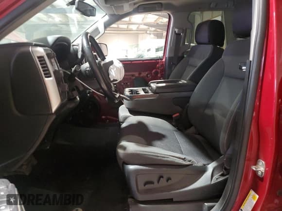 ✅ 2018 Chevrolet Silverado 1500 LT • VIN: 3GCUKREC1JG634532 • Lot: 91496155. Wystawiony na Copart z przebiegiem 133 104 mil. Bezpłatny archiwum sprzedaży aukcyjnych z USA i szczegółowy raport historii pojazdu na DreamBid. Zdjęcie 7.