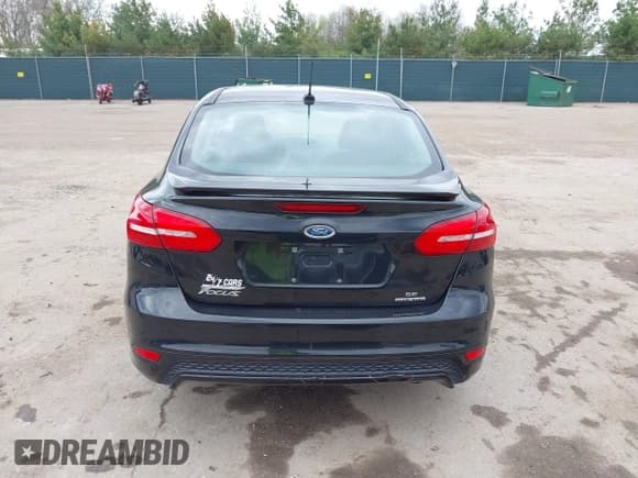 ✅ 2015 Ford Focus SE • VIN: 1FADP3F27FL386775 • Лот: 42133393. Опубликован ранее на IAAI с пробегом 102 960 миль. Бесплатный доступ к архиву аукционных продаж из США и подробный отчёт об истории автомобиля на DreamBid. Изображение 17.