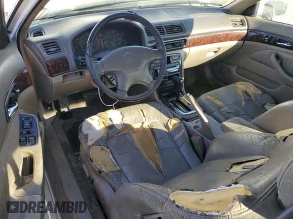 ✅ 1998 Acura CL Premium • VIN: 19UYA2254WL004534 • Lot: 46339365. Listed on Copart with 239,051 mi. Free auction sales archive from the USA and detailed vehicle history report at DreamBid. Image 8.