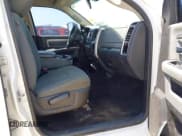 ✅ 2015 Ram 2500 SLT • VIN: 3C6UR5DL3FG600287 • Lot: 42779844. Wystawiony na IAAI z przebiegiem 365 428 mil. Bezpłatny archiwum sprzedaży aukcyjnych z USA i szczegółowy raport historii pojazdu na DreamBid. Zdjęcie 5.