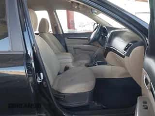 2011 Hyundai Santa Fe GLS with VIN 5XYZGDAB6BG035861, listed as a IAAI auction lot 43261104 with 190,040 mi miles and . Bid and sale history available at DreamBid. Image 5.