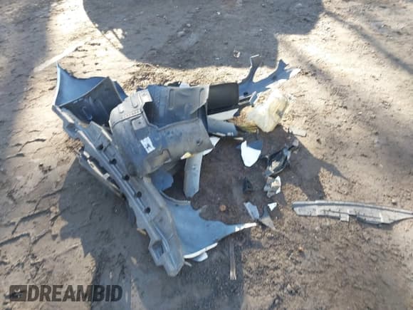 ✅ 2012 Hyundai Genesis Coupe R-Spec • VIN: KMHHT6KD8CU067287 • Lot: 41634427. Wystawiony na IAAI z przebiegiem 84 137 mil. Bezpłatny archiwum sprzedaży aukcyjnych z USA i szczegółowy raport historii pojazdu na DreamBid. Zdjęcie 12.