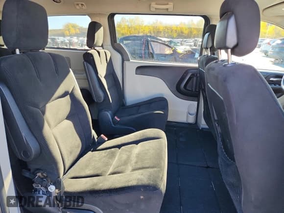 ✅ 2016 Dodge Grand Caravan SXT • VIN: 2C4RDGCG1GR334583 • Lot: 87115265. Wystawiony na Copart z przebiegiem 100 446 mil. Bezpłatny archiwum sprzedaży aukcyjnych z USA i szczegółowy raport historii pojazdu na DreamBid. Zdjęcie 11.