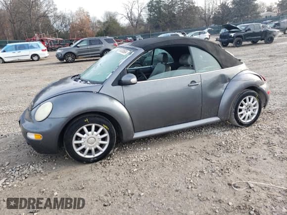 ✅ 2004 Volkswagen Beetle GLS • VIN: 3VWCM31YX4M338979 • Lot: 84930684. Wystawiony na Copart z przebiegiem 140 450 mil. Bezpłatny archiwum sprzedaży aukcyjnych z USA i szczegółowy raport historii pojazdu na DreamBid. Zdjęcie 1.