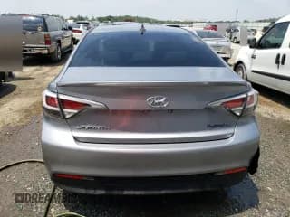 ✅ 2017 Hyundai Sonata SE • VIN: KMHE24L16HA051287 • Лот: 58241113. Опубликован ранее на Copart с пробегом 76 182 миль. Бесплатный доступ к архиву аукционных продаж из США и подробный отчёт об истории автомобиля на DreamBid. Изображение 6.