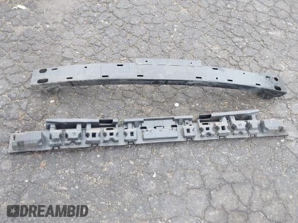 ✅ 2014 Toyota Sienna LE AAS • VIN: 5TDKK3DC5ES503410 • Лот: 43661128. Опубликован ранее на IAAI с пробегом 84 262 миль. Бесплатный доступ к архиву аукционных продаж из США и подробный отчёт об истории автомобиля на DreamBid. Изображение 19.