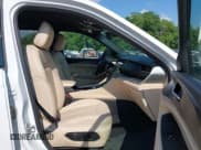 ✅ 2023 Jeep Grand Cherokee Limited • VIN: 1C4RJKBG9P8850151 • Lot: 42438106. Listed on IAAI with 44,618 mi. Free auction sales archive from the USA and detailed vehicle history report at DreamBid. Image 5.