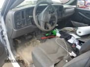 ✅ 2004 Chevrolet Silverado 2500HD Work Truck • VIN: 1GCHK24U24E118338 • Lot: 62908985. Wystawiony na Copart z przebiegiem 68 571 mil. Bezpłatny archiwum sprzedaży aukcyjnych z USA i szczegółowy raport historii pojazdu na DreamBid. Zdjęcie 8.