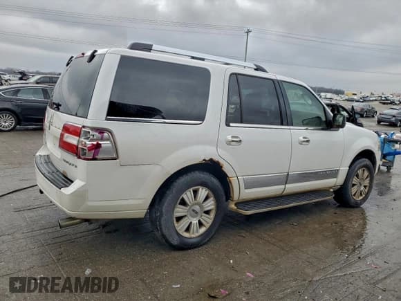 ✅ 2009 Lincoln Navigator • VIN: 5LMFU28519EJ01776 • Lot: 95968935. Listed on Copart with 268,990 mi. Free auction sales archive from the USA and detailed vehicle history report at DreamBid. Image 3.