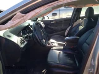 ✅ 2018 Chevrolet Cruze Premier • VIN: 3G1BF6SM5JS612417 • Lot: 61268812. Wystawiony na Copart z przebiegiem 81 791 mil. Bezpłatny archiwum sprzedaży aukcyjnych z USA i szczegółowy raport historii pojazdu na DreamBid. Zdjęcie 5.