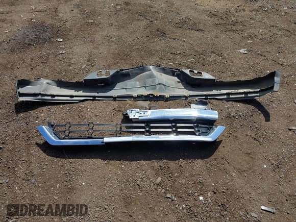 ✅ 2016 Chevrolet Silverado 1500 LT • VIN: 3GCPCREH2GG195744 • Лот: 42910517. Опубликован ранее на IAAI с пробегом 64 459 миль. Бесплатный доступ к архиву аукционных продаж из США и подробный отчёт об истории автомобиля на DreamBid. Изображение 12.