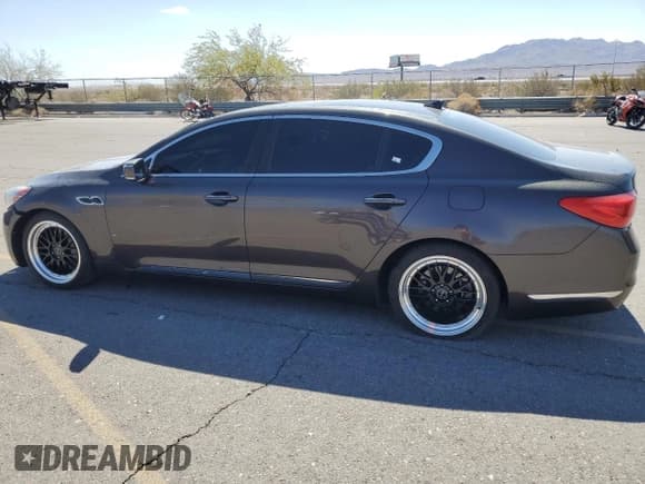 ✅ 2015 Kia K900 Premium • VIN: KNALU4D40F6023805 • Lot: 71848724. Wystawiony na Copart z przebiegiem 103 400 mil. Bezpłatny archiwum sprzedaży aukcyjnych z USA i szczegółowy raport historii pojazdu na DreamBid. Zdjęcie 2.