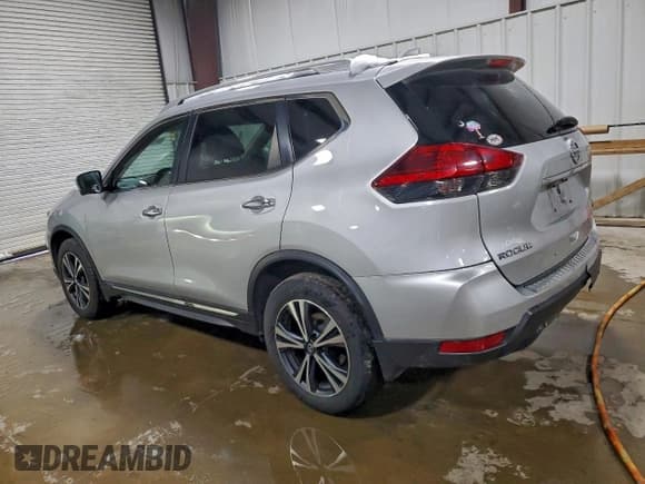 ✅ 2017 Nissan Rogue SV • VIN: 5N1AT2MV3HC881117 • Lot: 94821455. Listed on Copart with 108,697 mi. Free auction sales archive from the USA and detailed vehicle history report at DreamBid. Image 2.