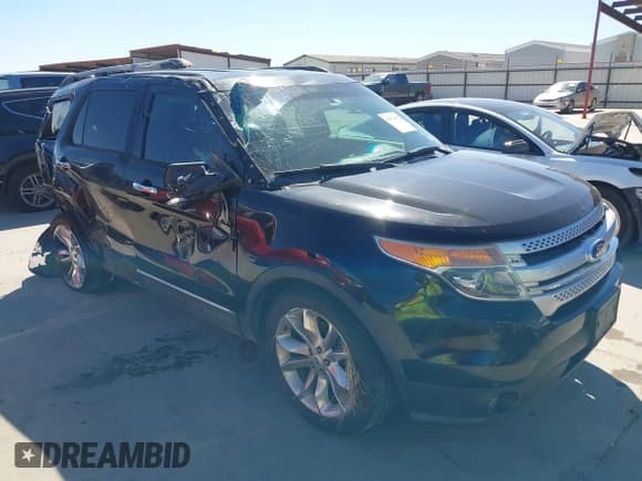 ✅ 2014 Ford Explorer XLT • VIN: 1FM5K7D85EGC47114 • Lot: 43571672. Listed on IAAI with 174,061 mi. Free auction sales archive from the USA and detailed vehicle history report at DreamBid. Image 1.