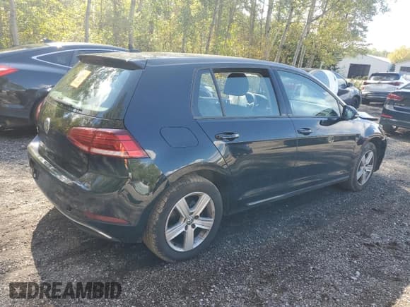 ✅ 2021 Volkswagen Golf TSI • VIN: 3VWG57AU1MM013897 • Лот: 82142205. Опубликован ранее на Copart с пробегом 152 234 миль. Бесплатный доступ к архиву аукционных продаж из США и подробный отчёт об истории автомобиля на DreamBid. Изображение 3.