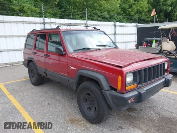 ✅ 1998 Jeep Cherokee Sport • VIN: 1J4FJ68S7WL192924 • Лот: 42694863. Опубликован ранее на IAAI с пробегом 204 565 миль. Бесплатный доступ к архиву аукционных продаж из США и подробный отчёт об истории автомобиля на DreamBid. Изображение 1.
