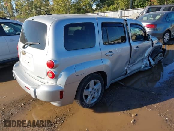 ✅ 2010 Chevrolet HHR 1LT • VIN: 3GNBABDB5AS532486 • Lot: 43445080. Listed on IAAI with 131,063 mi. Free auction sales archive from the USA and detailed vehicle history report at DreamBid. Image 4.