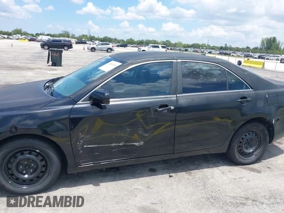 ✅ 2011 Toyota Camry LE • VIN: 4T1BF3EK5BU669701 • Лот: 42869490. Опубликован ранее на IAAI с пробегом 232 984 миль. Бесплатный доступ к архиву аукционных продаж из США и подробный отчёт об истории автомобиля на DreamBid. Изображение 6.