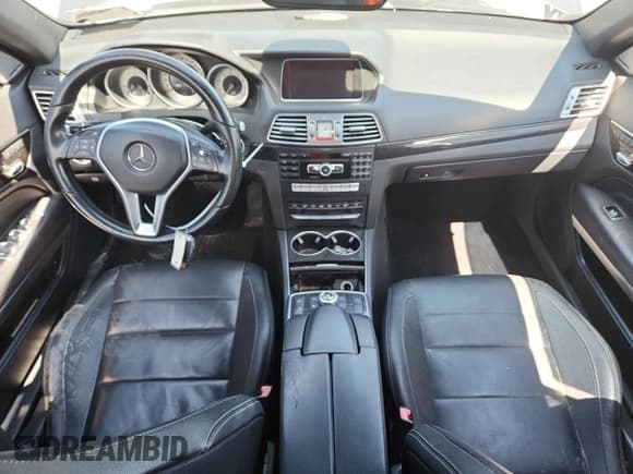 ✅ 2015 Mercedes-Benz E 400 • VIN: WDDKK6FF6FF307556 • Lot: 82091885. Listed on Copart with 149,402 mi. Free auction sales archive from the USA and detailed vehicle history report at DreamBid. Image 8.