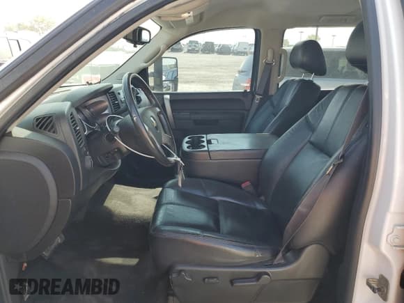 ✅ 2011 Chevrolet Silverado 1500 LT • VIN: 1GCPKSE33BF211345 • Lot: 68625864. Listed on Copart with 154,724 mi. Free auction sales archive from the USA and detailed vehicle history report at DreamBid. Image 7.