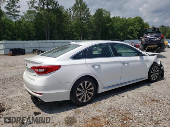 ✅ 2016 Hyundai Sonata Sport • VIN: 5NPE34AF8GH435594 • Lot: 51402763. Listed on Copart with 87,897 mi. Free auction sales archive from the USA and detailed vehicle history report at DreamBid. Image 3.