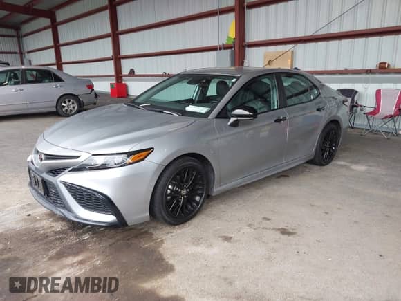 2021 Toyota Camry SE with VIN 4T1G11BKXMU023067, listed as a IAAI auction lot 42508732 with 42,021 mi miles and . Bid and sale history available at DreamBid. Image 2.