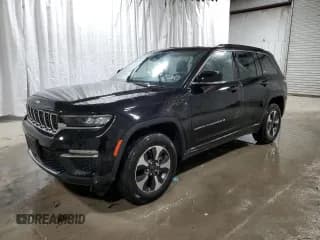 ✅ 2024 Jeep Grand Cherokee • VIN: 1C4RJYB68RC158604 • Lot: 89475425. Wystawiony na Copart z przebiegiem 23 485 mil. Bezpłatny archiwum sprzedaży aukcyjnych z USA i szczegółowy raport historii pojazdu na DreamBid. Zdjęcie 1.
