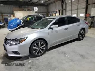 ✅ 2017 Nissan Altima SL • VIN: 1N4BL3AP0HC157993 • Lot: 90521555. Wystawiony na Copart z przebiegiem 147 003 mil. Bezpłatny archiwum sprzedaży aukcyjnych z USA i szczegółowy raport historii pojazdu na DreamBid. Zdjęcie 1.