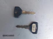 ✅ 2000 Dodge Dakota Sport • VIN: 1B7GG2AN7YS647799 • Lot: 42147404. Wystawiony na IAAI z przebiegiem 234 194 mil. Bezpłatny archiwum sprzedaży aukcyjnych z USA i szczegółowy raport historii pojazdu na DreamBid. Zdjęcie 11.