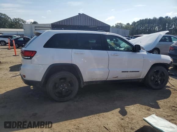 ✅ 2019 Jeep Grand Cherokee Upland • VIN: 1C4RJEAG8KC534040 • Лот: 85585355. Опубликован ранее на Copart с пробегом 64 057 миль. Бесплатный доступ к архиву аукционных продаж из США и подробный отчёт об истории автомобиля на DreamBid. Изображение 3.