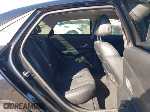 2021 Hyundai Elantra Limited with VIN 5NPLP4AG3MH027553, listed as a IAAI auction lot 43452869 with 39,175 mi miles and . Bid and sale history available at DreamBid. Image 8.