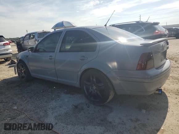 ✅ 2003 Volkswagen Jetta GLS • VIN: 3VWSE69M53M040284 • Лот: 61270515. Опубликован ранее на Copart с пробегом 201 741 миль. Бесплатный доступ к архиву аукционных продаж из США и подробный отчёт об истории автомобиля на DreamBid. Изображение 2.