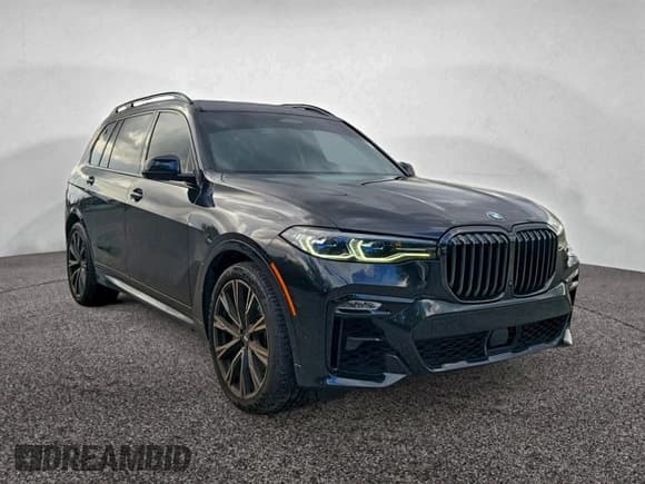 ✅ 2022 BMW X7 M50i • VIN: 5UXCX6C00N9J07221 • Lot: 94590385. Wystawiony na Copart z przebiegiem 53 567 mil. Bezpłatny archiwum sprzedaży aukcyjnych z USA i szczegółowy raport historii pojazdu na DreamBid. Zdjęcie 1.
