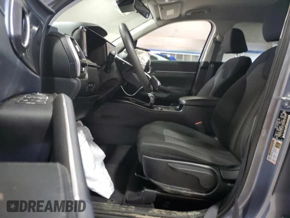 ✅ 2023 Kia Sorento LX • VIN: 5XYRG4LC6PG201261 • Lot: 90761195. Listed on Copart with 50,467 mi. Free auction sales archive from the USA and detailed vehicle history report at DreamBid. Image 7.
