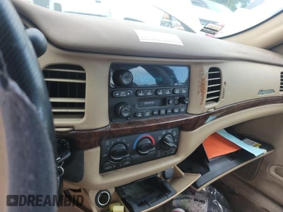 ✅ 2000 Chevrolet Impala • VIN: 2G1WF55E4Y9245372 • Lot: 43131633. Wystawiony na IAAI z przebiegiem 92 494 mil. Bezpłatny archiwum sprzedaży aukcyjnych z USA i szczegółowy raport historii pojazdu na DreamBid. Zdjęcie 1.