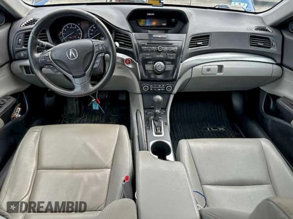 ✅ 2017 Acura ILX • VIN: 19UDE2F31HA003223 • Lot: 96314445. Wystawiony na Copart z przebiegiem Nie podano. Bezpłatny archiwum sprzedaży aukcyjnych z USA i szczegółowy raport historii pojazdu na DreamBid. Zdjęcie 9.