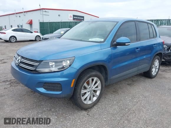 ✅ 2018 Volkswagen Tiguan • VIN: WVGAV7AX5JK000488 • Лот: 42792128. Опубликован ранее на IAAI с пробегом 56 146 миль. Бесплатный доступ к архиву аукционных продаж из США и подробный отчёт об истории автомобиля на DreamBid. Изображение 2.